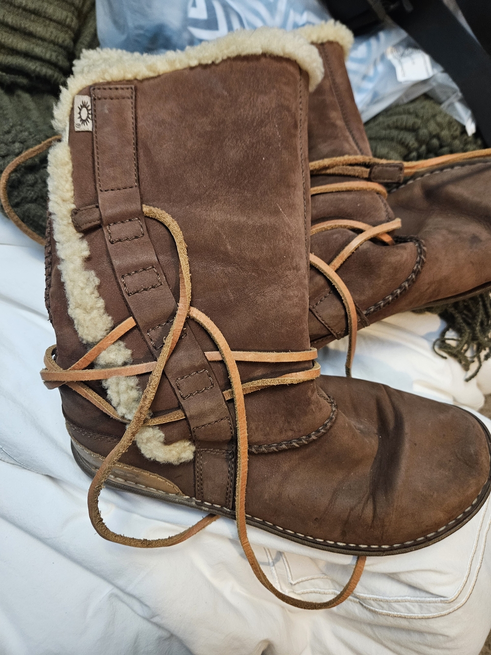 UGG Australia Women’s Brown Tall Shearling Lace-Up Boots – Size 10.5 - Picture 2 of 5